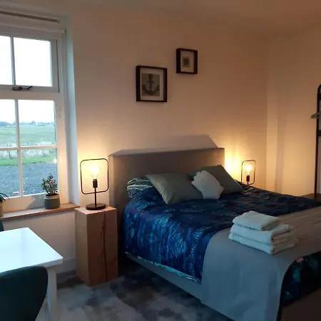 Bed & Breakfast Bed No Breakfast De Kapitein *