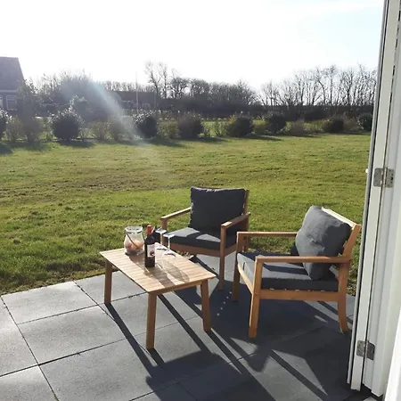 Bed No Breakfast De Kapitein Gasthof 3*