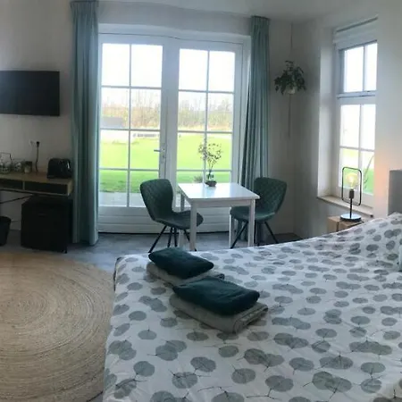 Bed No Breakfast De Kapitein Gasthuis 't Horntje