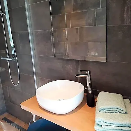 Bed No Breakfast De Kapitein 3*