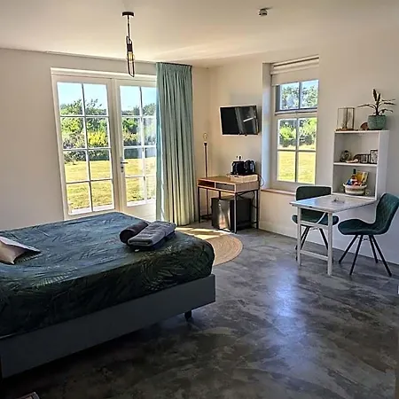 Bed No Breakfast De Kapitein Gasthuis 3*