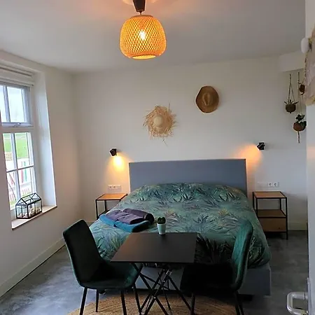 Bed No Breakfast De Kapitein Gasthuis
