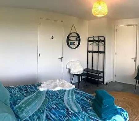 Bed No Breakfast De Kapitein 3*