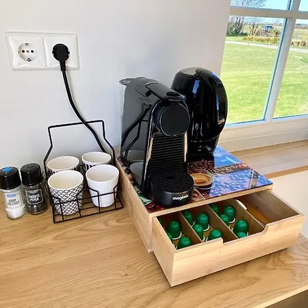 Bed No Breakfast De Kapitein 3* 't Horntje