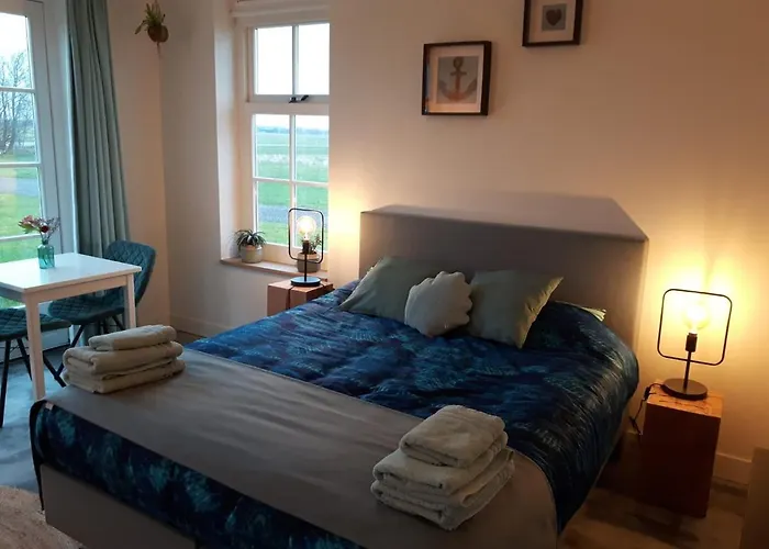 Bed No Breakfast De Kapitein 3* 't Horntje