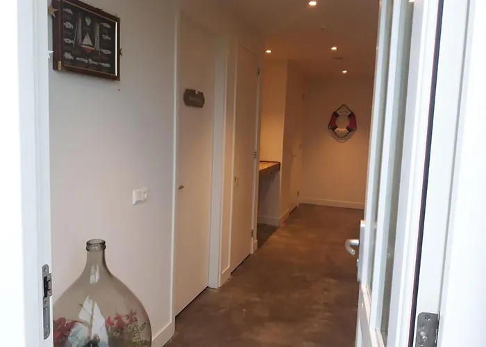 Bed No Breakfast De Kapitein 3* 't Horntje