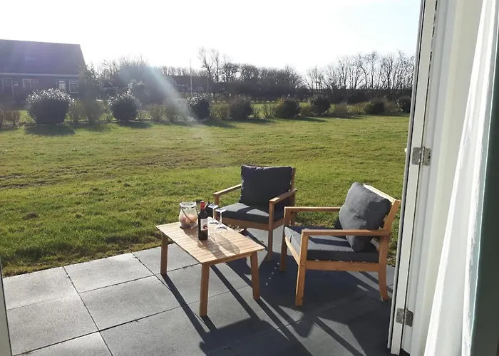 Bed No Breakfast De Kapitein Pensionat 3*