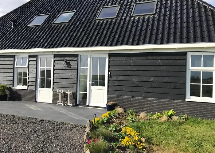 Bed No Breakfast De Kapitein Pensionat 3*