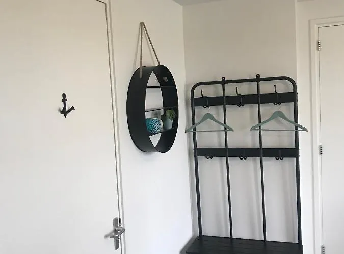 Bed No Breakfast De Kapitein 3* 't Horntje