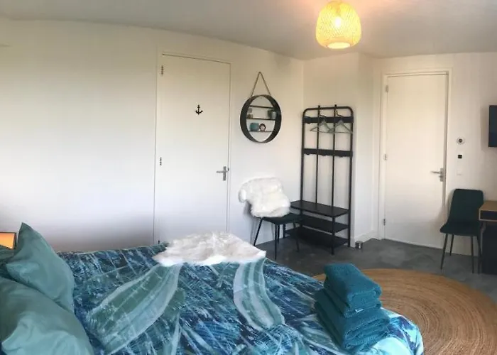 Bed No Breakfast De Kapitein Pensionat